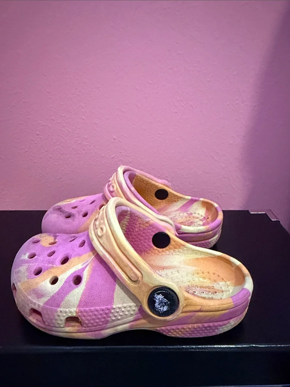 Crocs Kids Pink and Yellow Tie-Dye Clog Shoes toddler 7